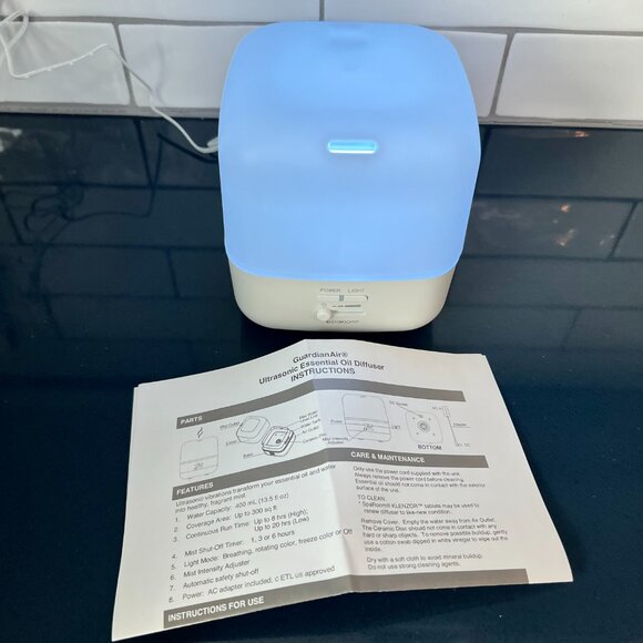 Spa-room GuardianAir Color Changing Essential Oil Diffuser/Mister/Humidifier - Picture 7 of 9